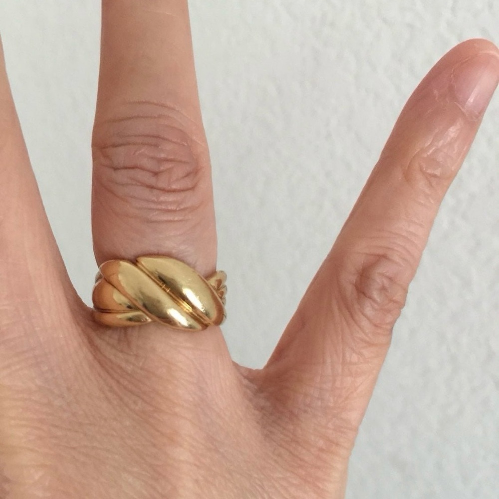 Women Beautiful 18K Real Gold Ring Size 5 Thick Ring Weight 4.84 Gram